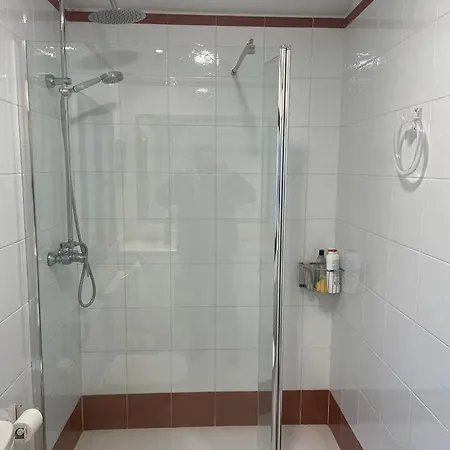 Maravillosa Casa Entre El Mar Y La Montana