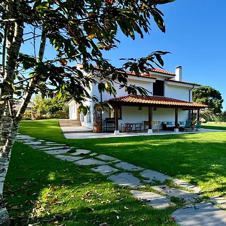 Maravillosa Casa Entre El Mar Y La Montana
