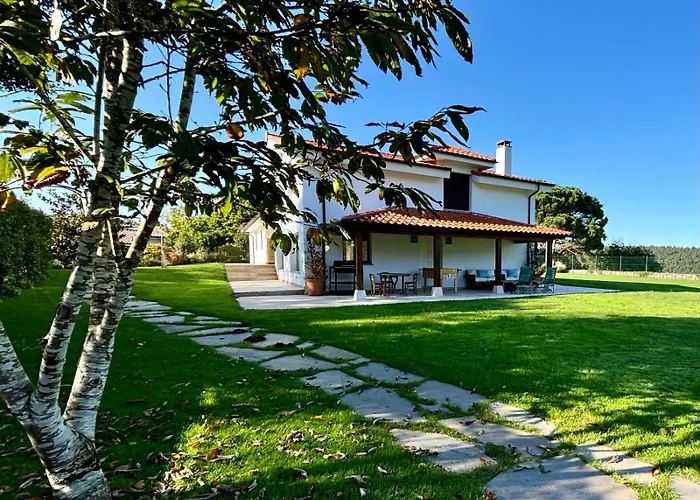 Maravillosa Casa Entre El Mar Y La Montana Ardines